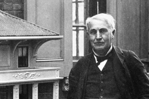   Thomas Alva Edison anuncia la invención del fonógrafo