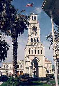 Calle Baquedano y Plaza Arturo Prat (Iquique)