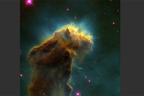 915531-jpg - El telescopio Hubble está de cumpleaños  
